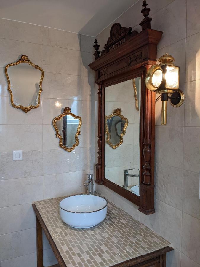 Suite Orient Express Dans L'Auberge Des Trains Mythiques Laniscat Exterior foto